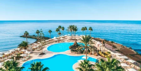 Last-Minute Holidays